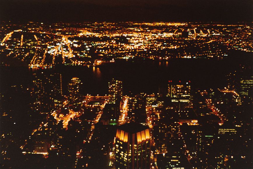 Blick ber New York bei Nacht